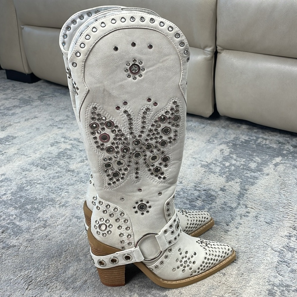 New Dolls Kill Current Mood White Studded Butterfly Cowboy Boots Festival Sz 6 - Picture 5 of 13